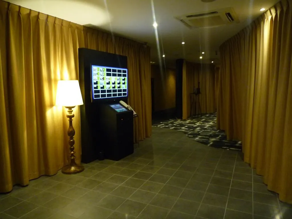 Hotel Beni East (Adults Only) Ōsaka